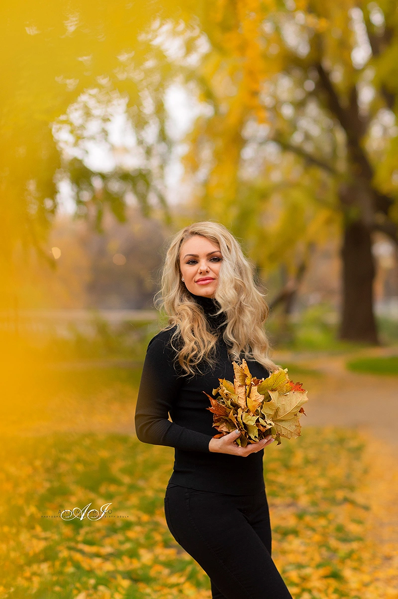 Individual autumn portrait session in Strasbourg