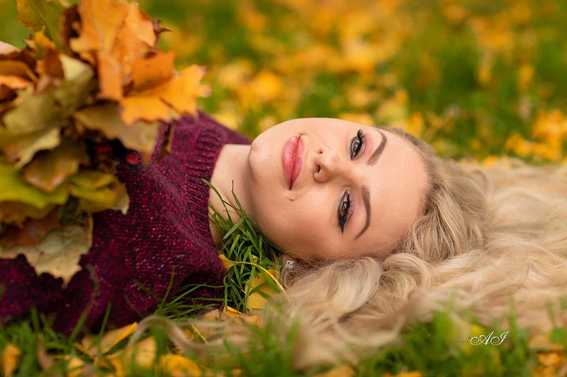 Individual autumn portrait session in Strasbourg